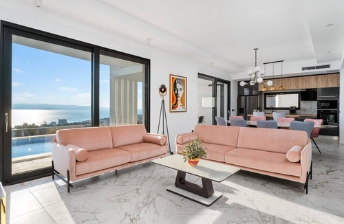 Moca Villa | Villa Sagnia, 4 en-suite bedrooms, sea views