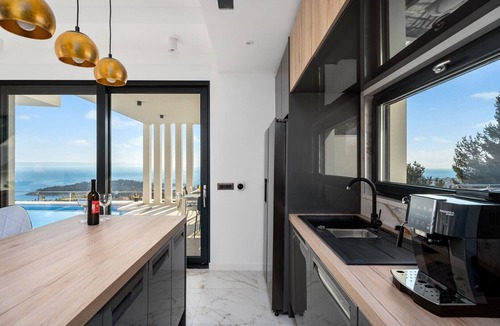 Moca Villa | Villa Sagnia, 4 en-suite bedrooms, sea views