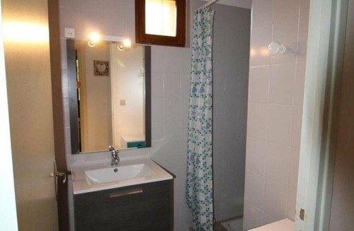 Saint Alban Auriolles House | Villa Saint-Alban-Auriolles, 2 bedrooms, 4 persons