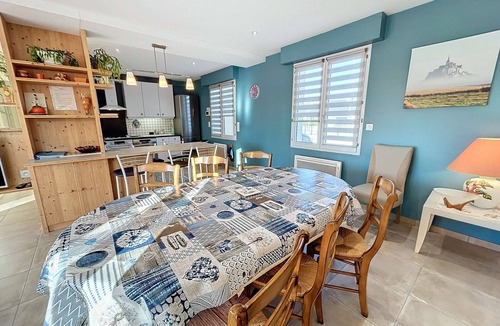 Saint-Pair-sur-Mer House | Villa Saint-Pair-sur-Mer, 4 bedrooms, 8 persons