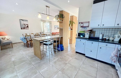 Saint-Pair-sur-Mer House | Villa Saint-Pair-sur-Mer, 4 bedrooms, 8 persons