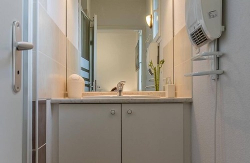 Merville House | Villa Saint-Jean - Merville