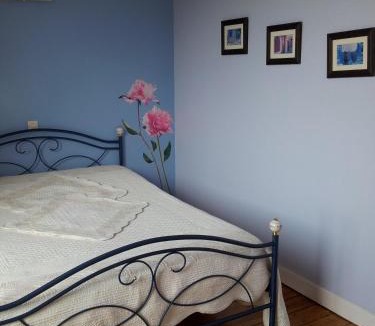 Mirecourt Villa | Villa Sainte Barbe