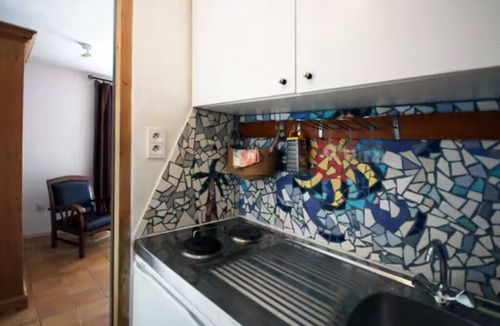 Hyeres City Centre Villa | Villa Sainte-Claire house with studio