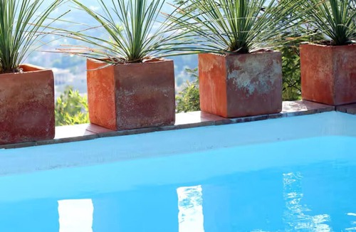 Hyeres City Centre Villa | Villa Sainte-Claire house with studio