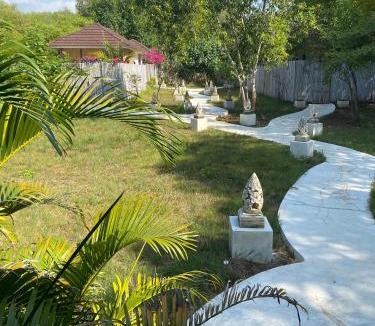 Gili Meno Hotel | Villa Samalas Resort and Restaurant