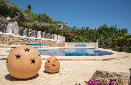 Altea Villa | Villa 'Samar Altea Grupo Terra De Mar' with Sea View, Wi-Fi and Air Conditioning