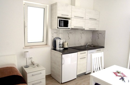 Plat Apartment | Villa Samba - Studio with Terrace and Sea View - gasi se