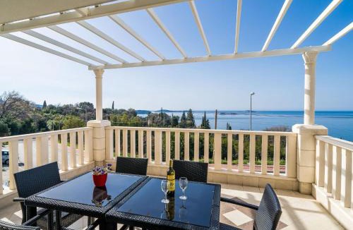 Plat Apartment | Villa Samba - Two-Bedroom Apartment with Terrace and Sea View - A4 1