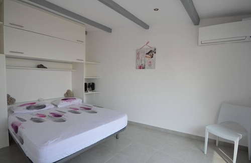 Sant Miquel de Fluvia House | Villa Sant Miquel de Fluvià, 4 bedrooms, 10 persons