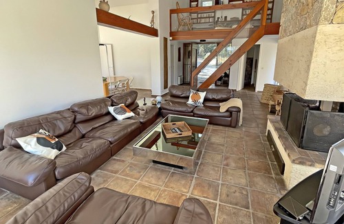 Salernes Villa | Villa San Michele - 70's Experience