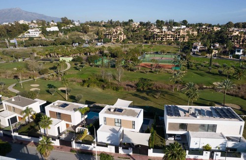 El Paraiso Villa | Villa Sandie | Biggest New Villa in El Campanario