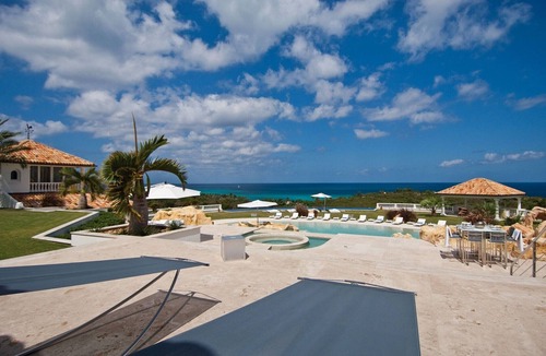 Plum Bay Villa | Villa Sandyline