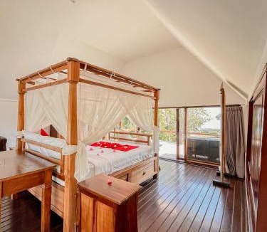 Dencarik Villa | Villa Santai - Fabulous beachfront villa, pool & jacuzzi