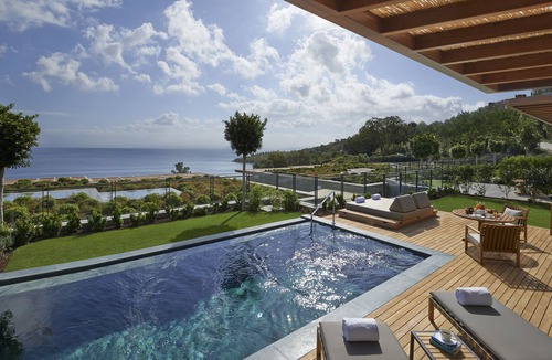 Malibu Villa | Villa Santi by LuxJB 🏆 Beachfront Malibu Mansion 🏆 Resort-Style Service