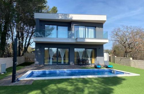 Jursici Villa | Villa Sara