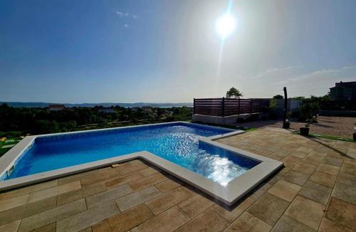 Bicine Apartment | Villa Scolopax rusticola Skradin with heated pool