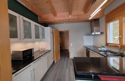 Ruetli House | Villa Seelisberg mit Jacuzzi und Panoramablick by Interhome