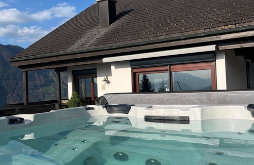 Ruetli House | Villa Seelisberg with jacuzzi and panoramic views
