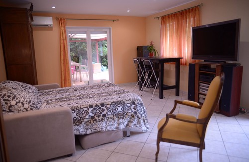 Transvaal House | Villa Seignemartin