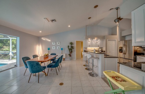 Caloosahatchee Villa | VILLA SERENITY