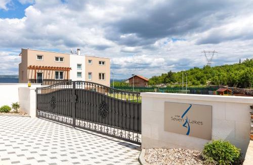 Lokvicici Villa | Villa Seven Lakes