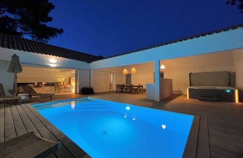 Les Conches Villa | Villa Shaka, between sea, forest and marsh. Villa rated 4 stars.