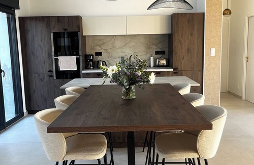 Bretteville Villa | Villa Siam, Les Pieds Dans L'eau