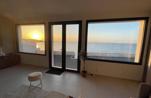 Bretteville Villa | Villa Siam, Les Pieds Dans L'eau