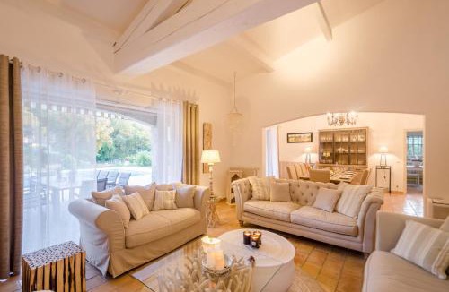 Roquebrune-sur-Argens Villa | Villa Siena