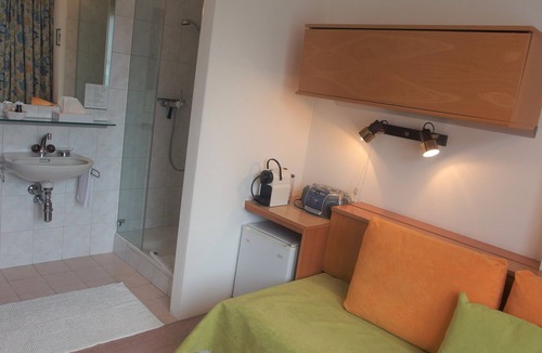 Arcegno Hotel | Villa Siesta, Park & Pool Living