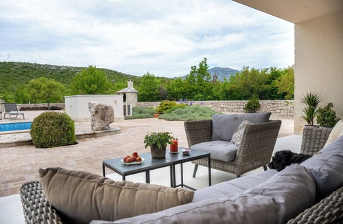 Podgora Villa | Villa Silentio with heated pool, jacuzzi & sauna