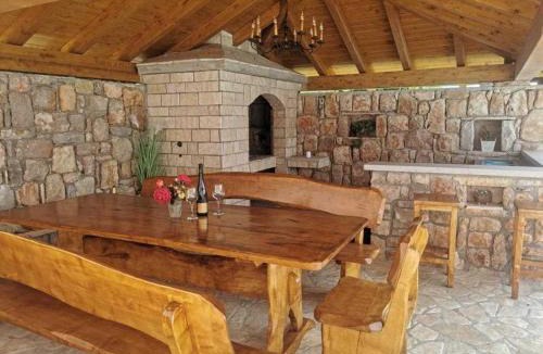 Oklaj Villa | Villa Silence with pool Near Krka National Park