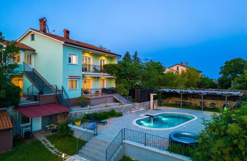 Bezjaki Villa | Villa Silvana with 5 bedrooms