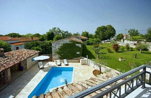 Kirmenjak Villa | Villa Simone Porec by Istriaselect Villas