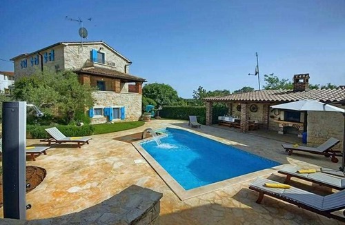 Kirmenjak Villa | Villa Simone Porec by Istriaselect Villas