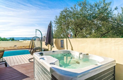 Sveti Filip i Jakov Villa | Villa Slavica ZadarVillas