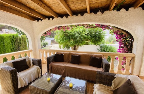 El Portet Villa | Villa, sleeps 8, private pool, 4 min stroll to sandy El Portet beach.
