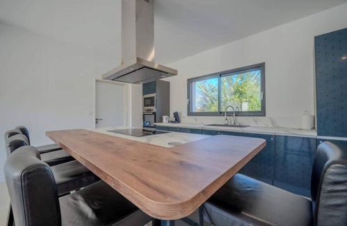 Saint-Georges-du-Bois Villa | Villa Solis Heated Pool AC Sleeps 18