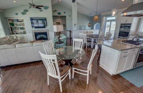 Sandbridge House | Villa Sol | Oceanfront | Private Pool, Hot Tub