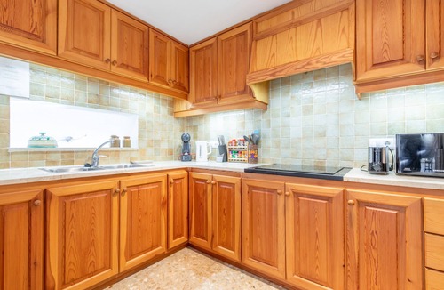 Montgo de Toscamar Villa | Villa "Sol y Luna" with Mountain View, Pool, Terrace, A/C & Wi-Fi