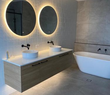 East Albury Villa | Villa Solana