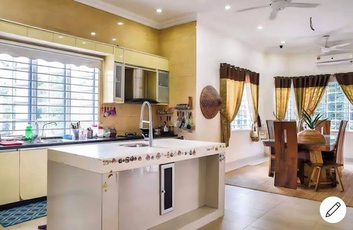 Sungai Buloh House | Villa Solihin