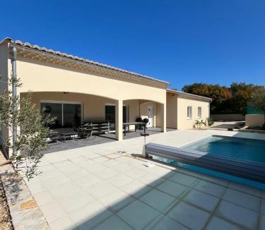 Saint-Remeze Villa | Villa Solis à proximité des Gorges de l'Ardèche