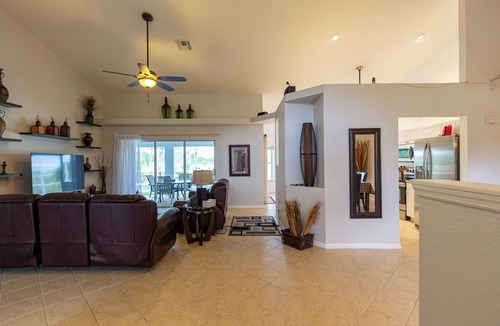 Mirror Lakes House | Villa Sophia - Pool Home