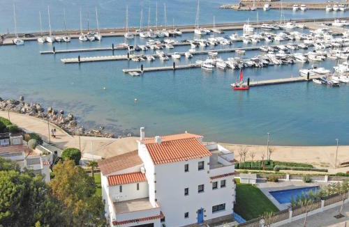L'Escala Villa | Villa Sophie. Alt standing, frente al club náutico