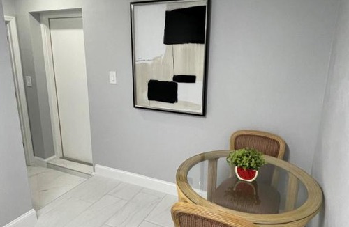 Three Oaks Apartment | Villa Sosa