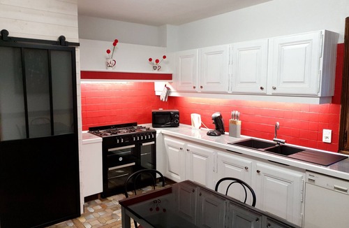 Saint-Amour Villa | VILLA South JURA