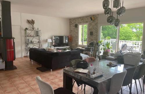 Saint-Laurent-de-Neste Villa | Villa spacieuse avec piscine privée à Saint-Laurent-de-Neste
