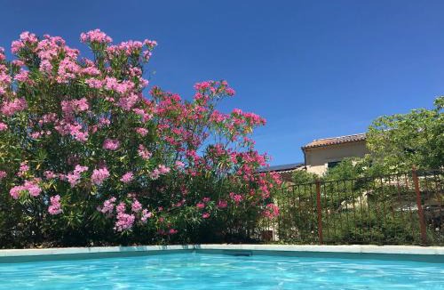 Saint Michel d'Euzet Villa | Villa spacieuse avec piscine à Saint-Michel-d'Euzet